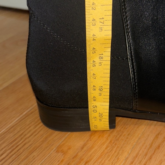 Black Knee-High Women's Boots - Picture 4 of 6